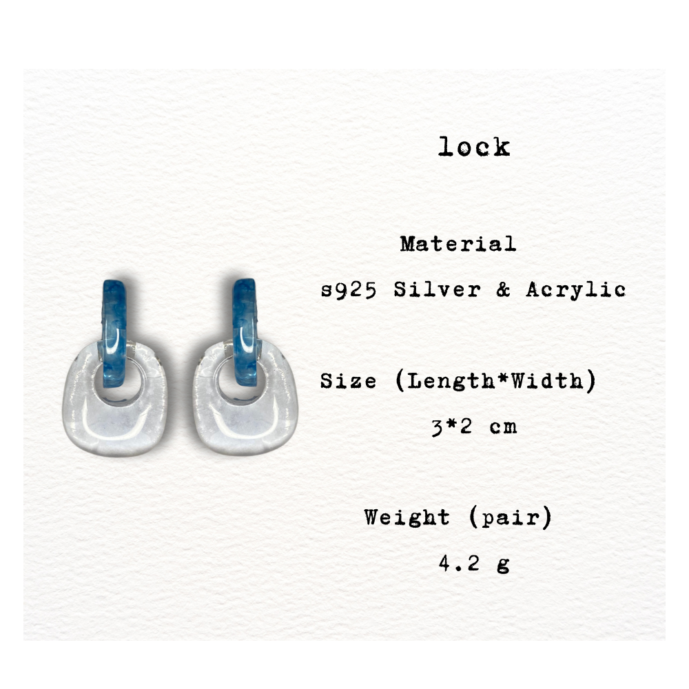 [ lock ] Blue & transparent Acrylic drop earring