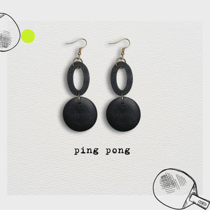 [ ping pong ] Black / Green wooden drop earring