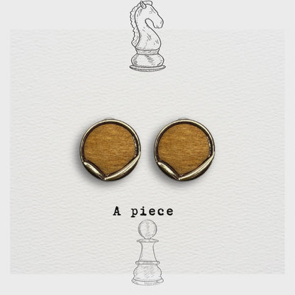 [ A piece ]  wooden stud earring