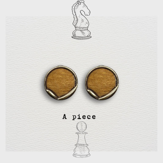 [ A piece ]  wooden stud earring