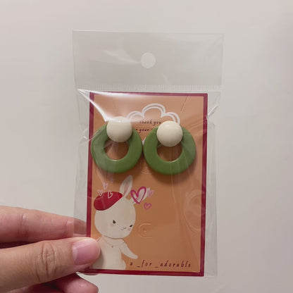 [ UFO ] Green & White acrylic earring