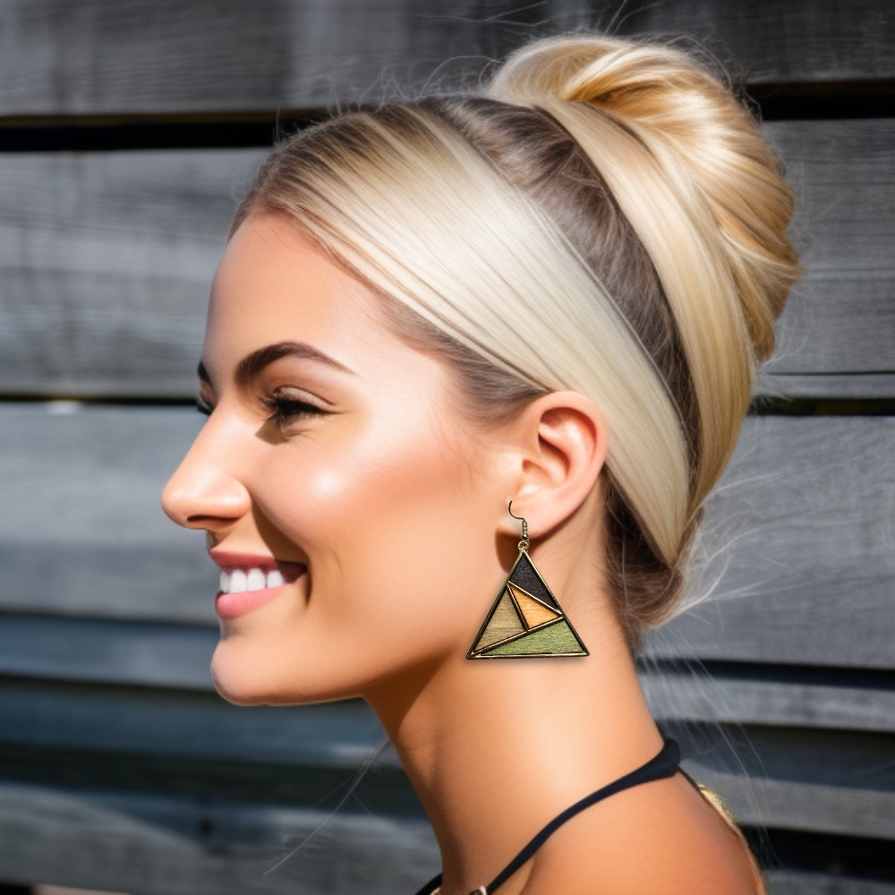 [ triangle ] Dangle wooden earring